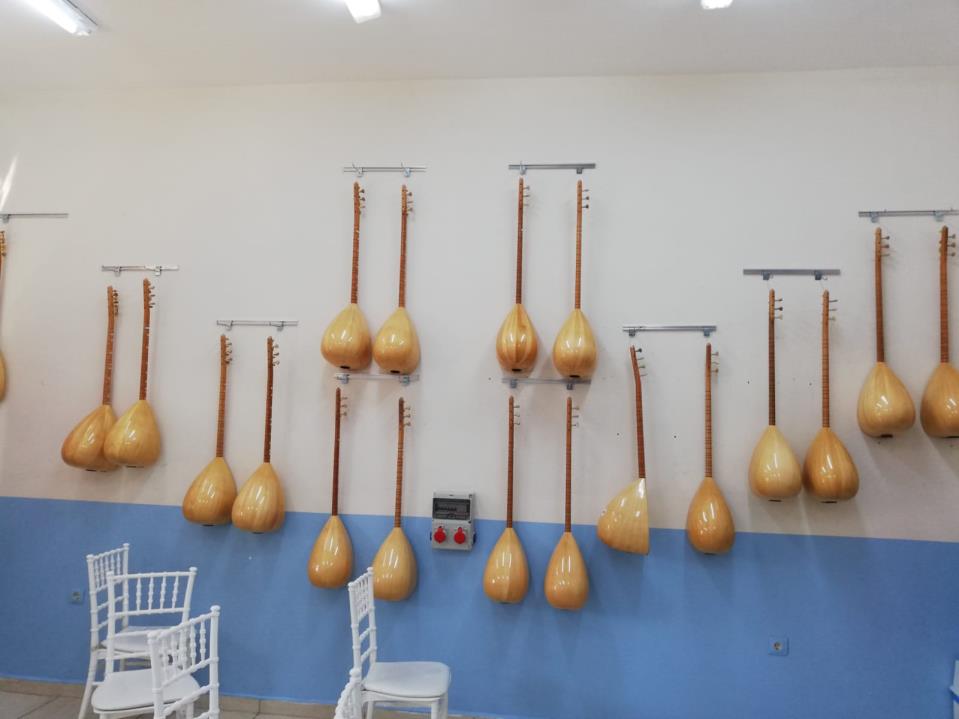 Müzik Atölyesi Bağlama Dersi